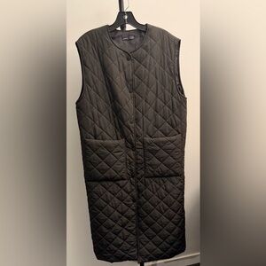 SHEIN Black Quilted Vest